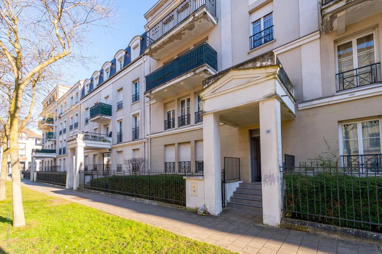Family Travel Paris 3 Appartement Bussy-Saint-Georges Buitenkant foto